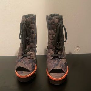 Jessica Simpson open toe boots